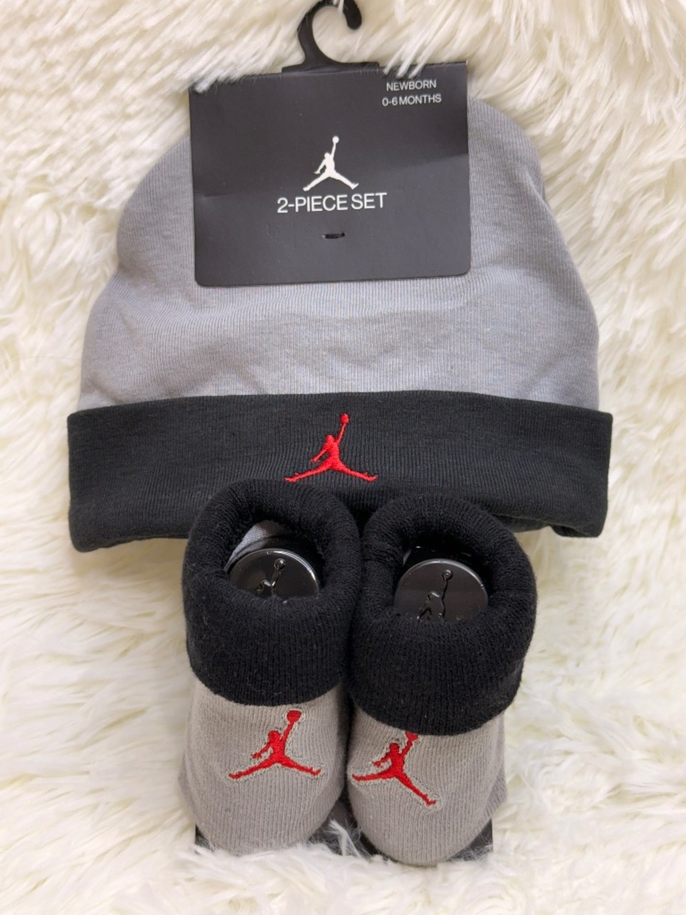 Nike Jordan Infant Baby Beanie Hat Booties Set Black/Gray Newborn 0-6m NWT